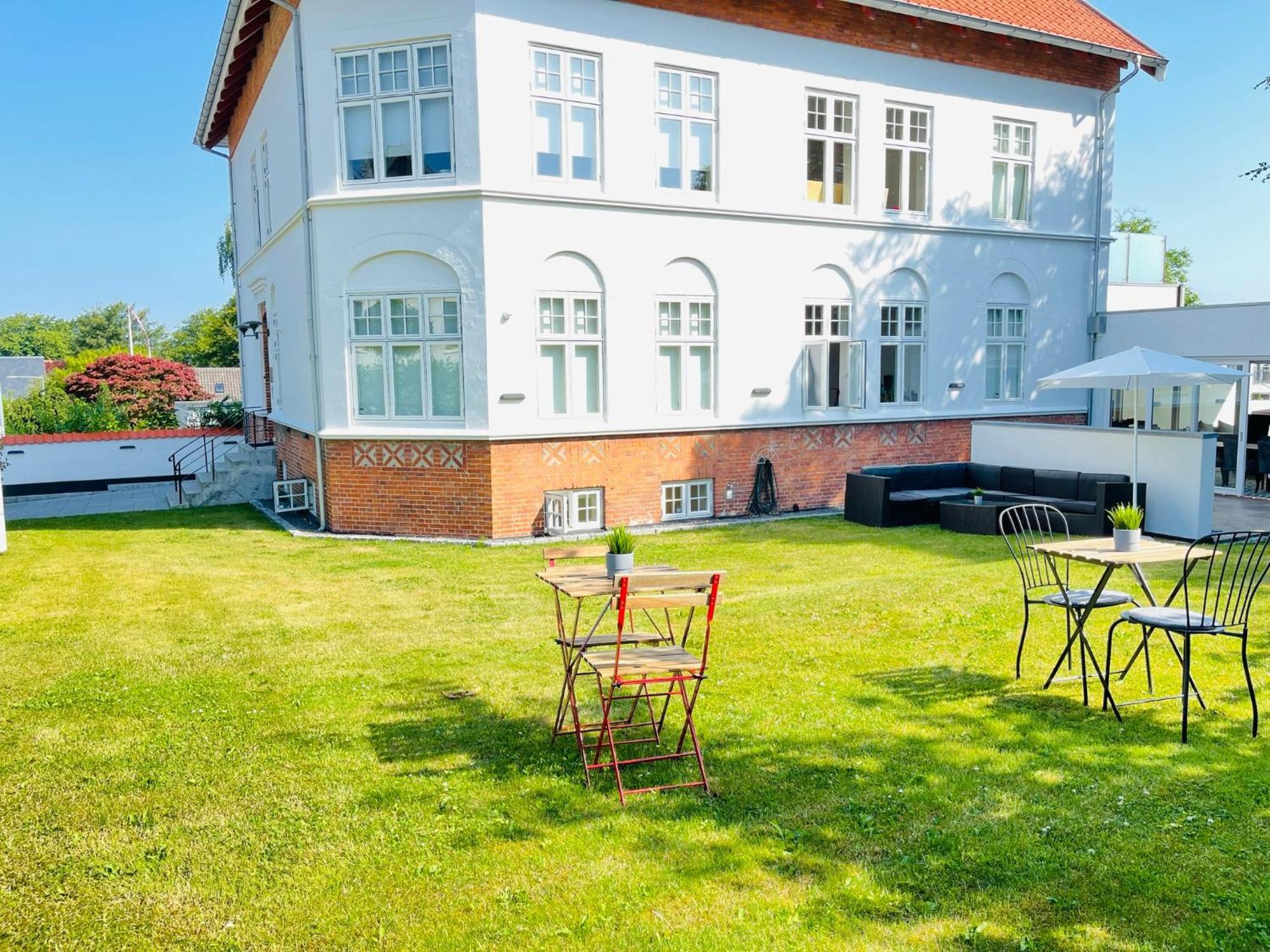Aday - City Central Mansion - 4 Bedroom Apartment Aalborg Extérieur photo